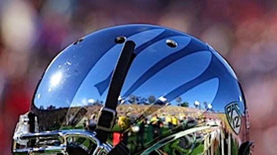 Oregon reportedly parts ways with offensive coordinator Drew Mehringer (Featured)