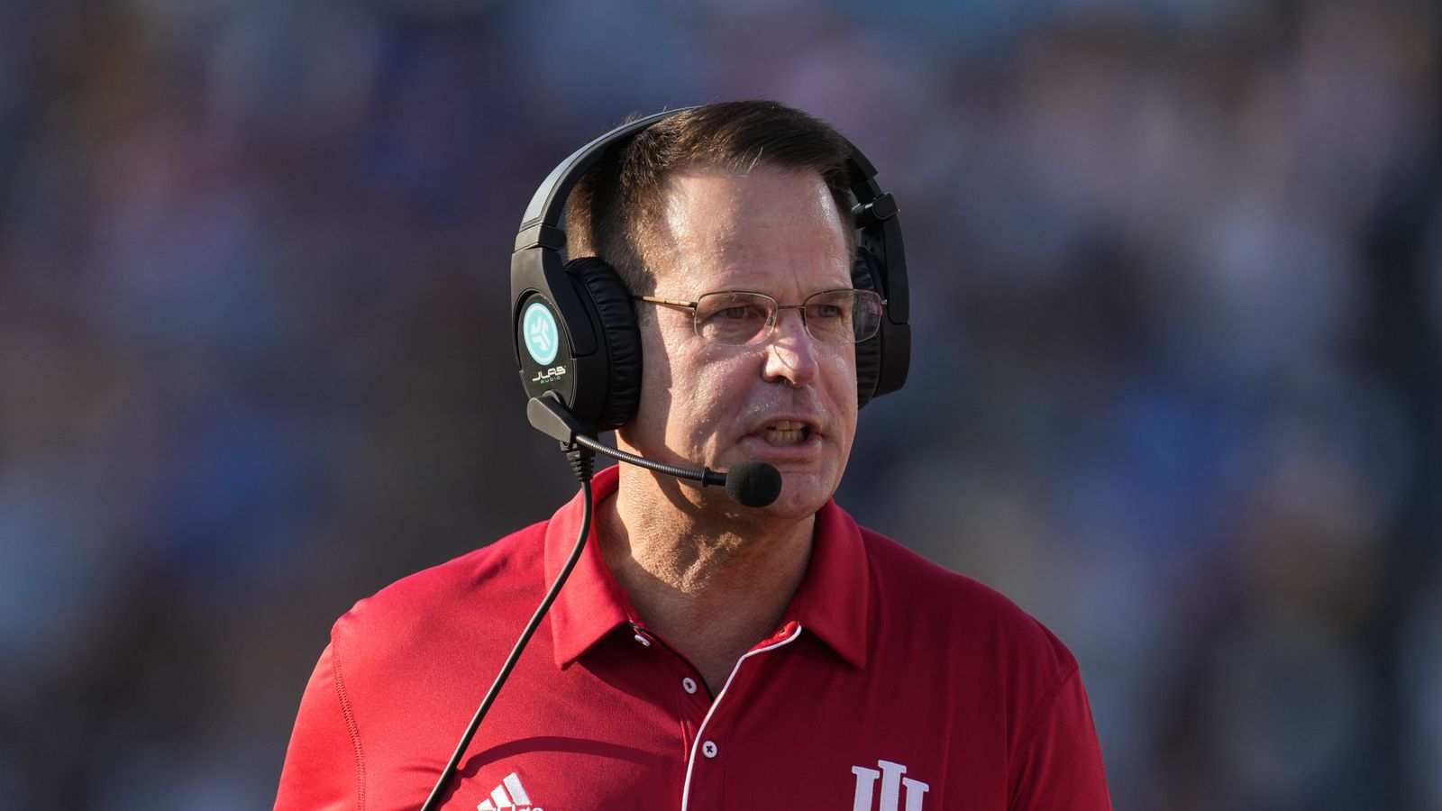 Curt Cignetti sets the record straight on Steve Sarkisian's story on when the headsets went dark during national title game against Miami (Featured)
