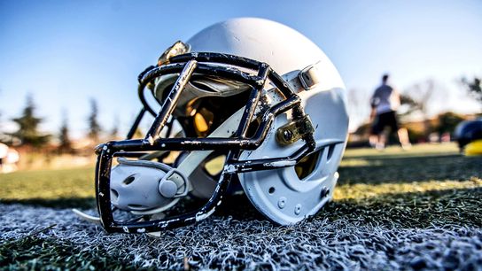A high school coach handed in his resignation at halftime of a 42-14 loss (Featured)
