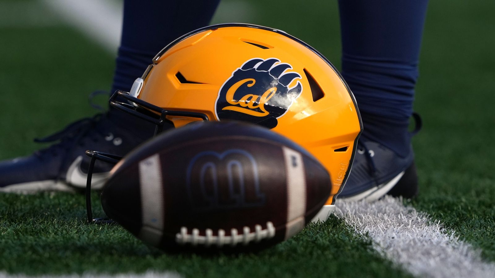 Tosh Lupoi confirms Cal changed play callers in middle of UNLV game (Featured)