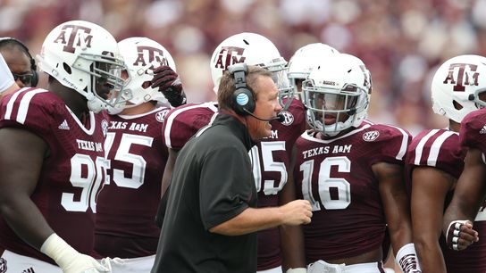 Longtime FBS assistant Mark Snyder reportedly lands head coaching job at new Division II program (Featured). Photo by © Matthew Emmons-Imagn Images