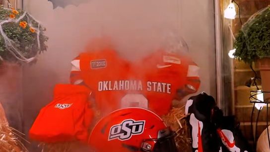 Oklahoma State reveals all-orange Halloween uniforms, skeleton cleats while Iowa State will be in all black for Halloween matchup (Featured)